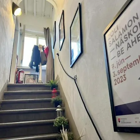 Astra Cinematic Loft