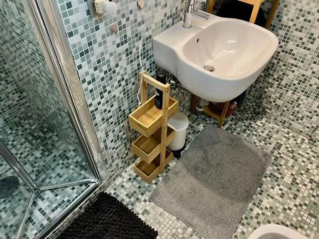 Astra Cinematic Loft Πίζα